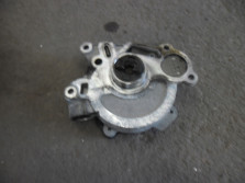 VW GOLF VI 6 2011 1.6 TDI POMPA VACUM 03L145207