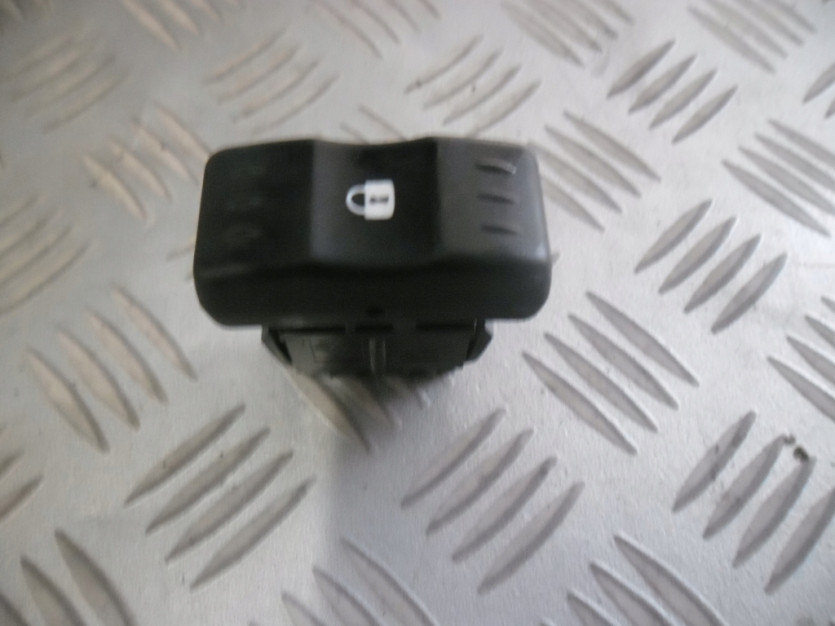 DACIA LOGAN MCV 2012 PRZYCISK ZAMKA CENTRALNEGO