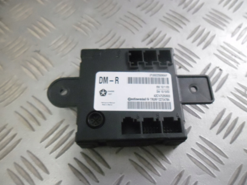 CHRYSLER PACIFICA S 2 II MODUL STEROWNIK DRZWI