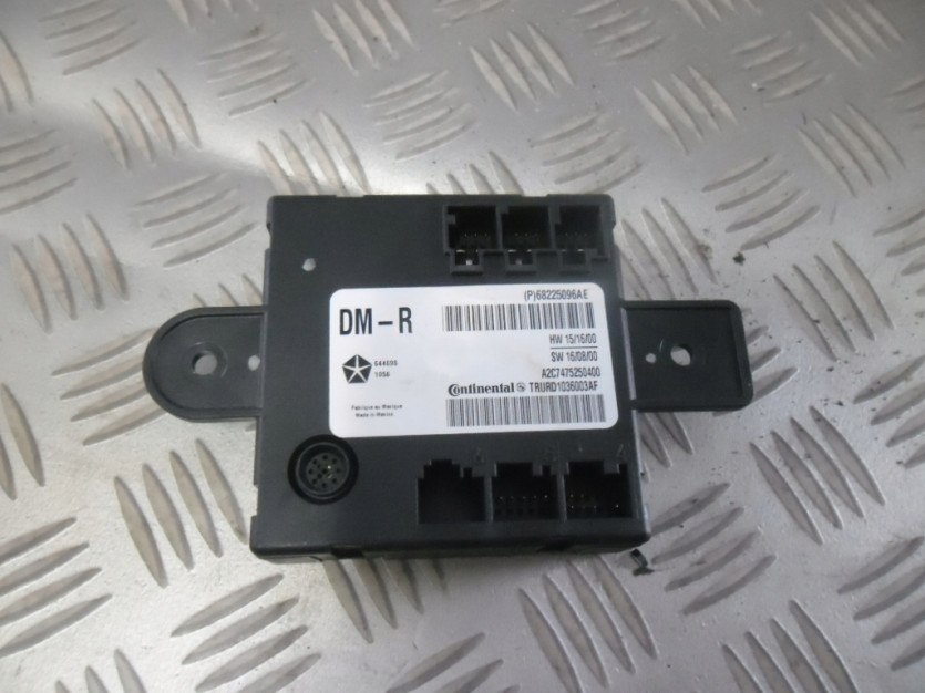 CHRYSLER PACIFICA 2 II MODUL STEROWNIK DRZWI