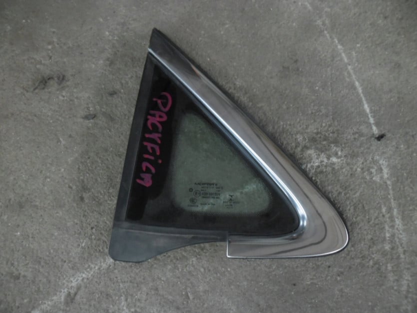 CHRYSLER PACIFICA 2 II SZYBA SZYBKA PRAWA PRZOD 16