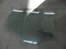 AUDI A4 B8 8K SZYBA DRZWI PRAWA TYL TYLNA