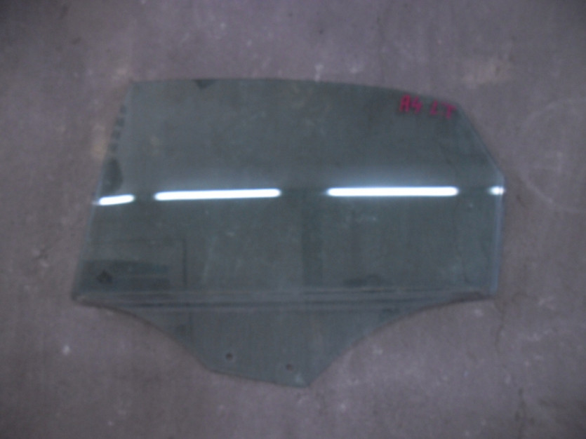 AUDI A4 B8 8K SZYBA DRZWI LEWA TYL TYLNA