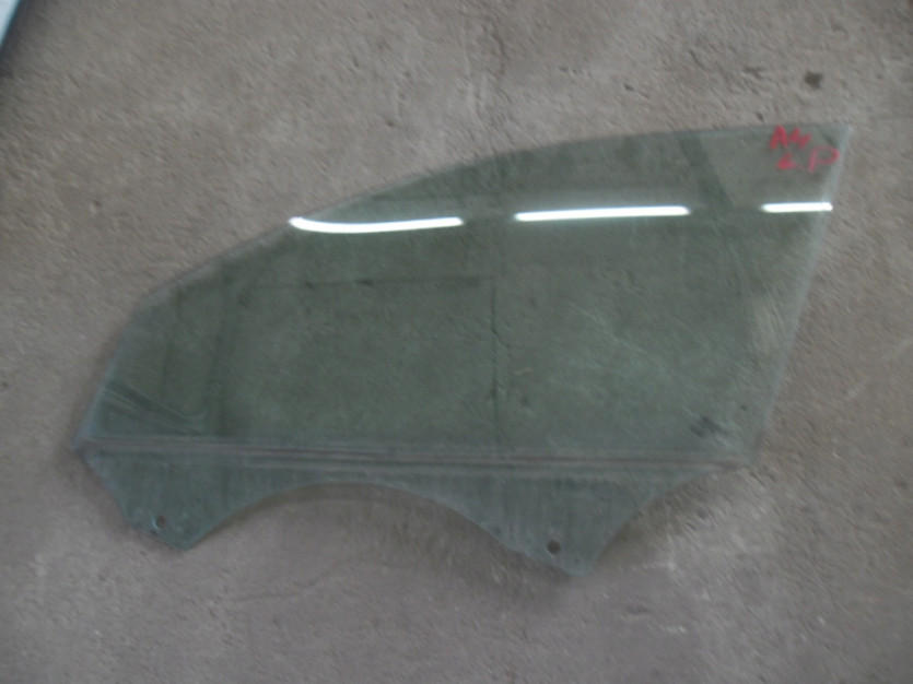 AUDI A4 B8 8K SZYBA LEWA PRZOD PRZEDNIA