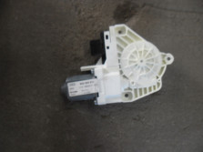 AUDI A4 B8 8K SILNIK SZYBY PRAWY TYL 8K0959812