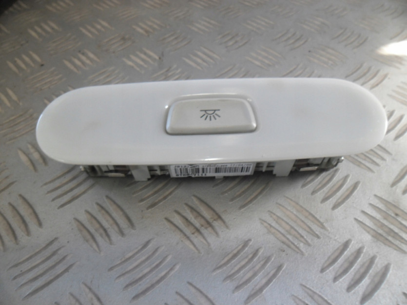 AUDI A4 B8 8K 2009 LAMPKA PODSUFITKI 8T0947111
