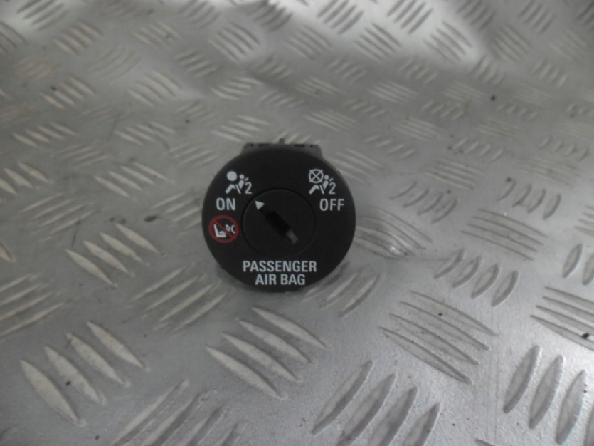 OPEL CORSA E 2019 PRZELACZNIK PODUSZEK AIR BAG