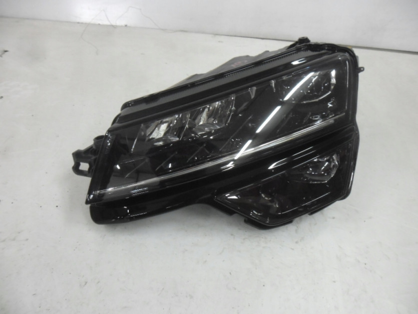 SKODA KAROQ LAMPA LEWA PRZOD PRZEDNIA 57B941015B