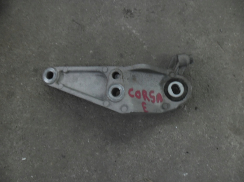 OPEL CORSA E 2019 WSPORNIK LAPA SILNIKA 13185905