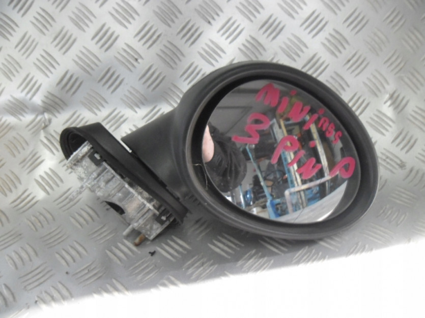 MINI CLUBMAN R55 LUSTERKO PRAWE 3 PIN