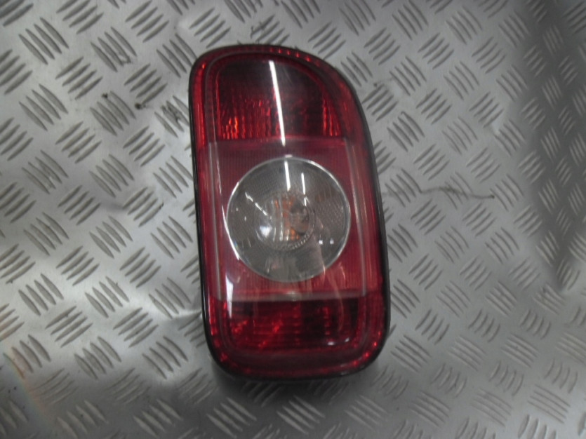 MINI CLUBMAN R55 LAMPA PRAWA TYL TYLNA UK