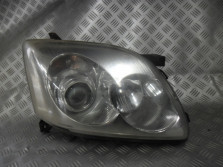 TOYOTA AVENSIS T25 II LAMPA PRAWA PRZOD PRZEDNI UK