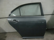 TOYOTA AVENSIS T25 II DRZWI PRAWE TYL TYLNE