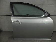 TOYOTA AVENSIS T25 II DRZWI PRAWE PRZOD PRZEDNIE