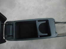 TOYOTA AVENSIS T25 II TUNEL SRODKOWY