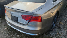 AUDI S8 2012 A8 4H D4 SPOILER LOTKA KLAPY