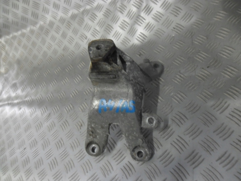 AUDI A4 B8 8K LAPA WSPORNIK SILNIKA 8K0199308BS