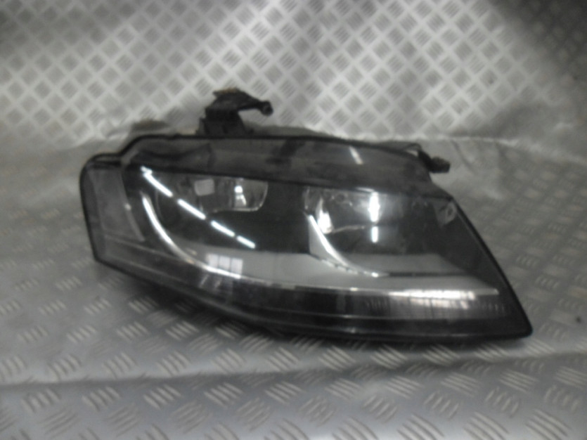AUDI A4 B8 8K 2010 LAMPA PRAWA PRZOD PRZEDNIA UK