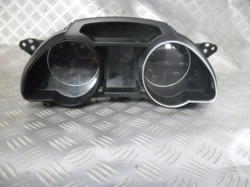 AUDI A5 8T LICZNIK ZEGARY 8T0920981A