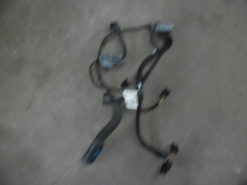 AUDI A4 B8 8K WIAZKA DRZWI INSTALACJA LEWA TYL