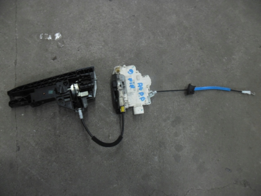 AUDI A4 B8 8K 2010 ZAMEK DRZWI PRAWY PRZOD 9 PIN