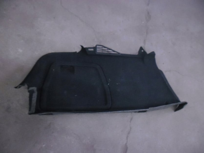 AUDI A5 8T BOCZEK BAGAZNIKA LEWY 8T0863887B