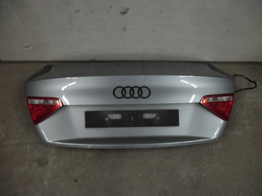 AUDI A5 8T KLAPA BAGAZNIKA TYL TYLNA