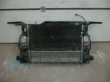 AUDI A4 B8 8K 2010 PAS PRZOD PRZEDNI CHLODNICE