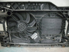 AUDI A4 B8 8K 2010 PAS PRZOD PRZEDNI CHLODNICE
