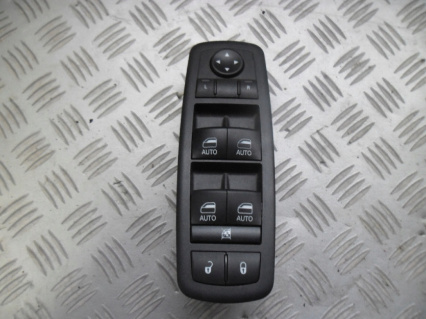 CHRYSLER PACIFICA S 2 II PRZELACZNIK SZYB LUSTEREK
