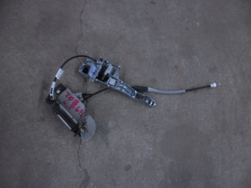 PEUGEOT 208 LIFT ZAMEK DRZWI LEWY PRZOD 6 PIN