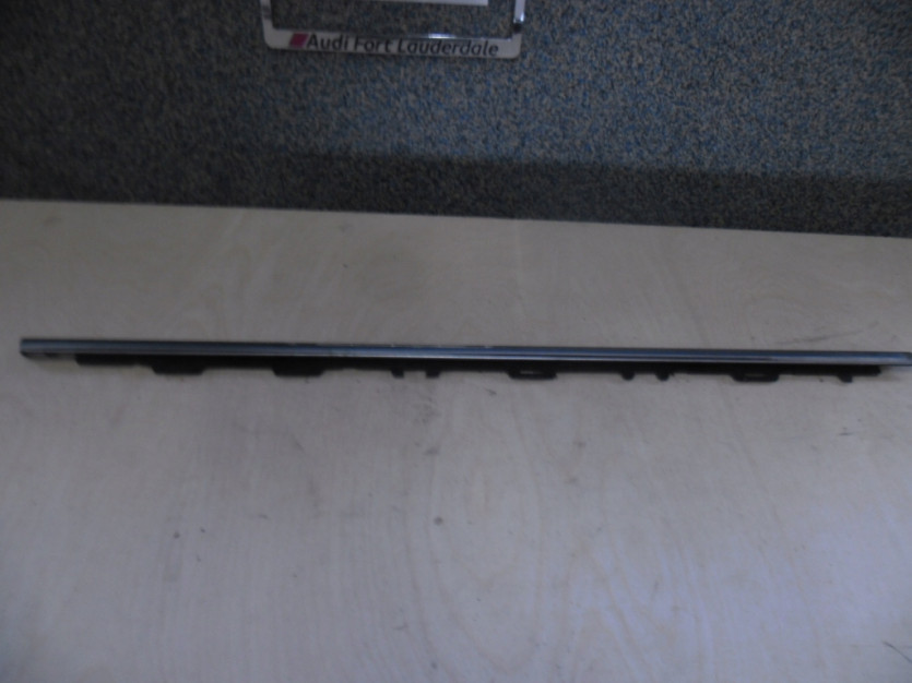PEUGEOT 208 LIFT LISTWA CHROM PRAWA PRZOD PRZEDNIA