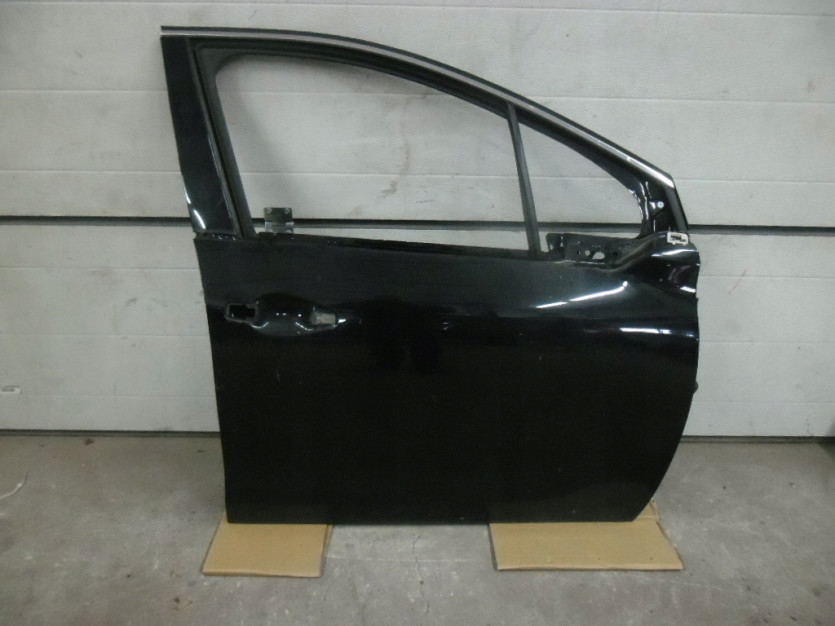PEUGEOT 208 LIFT DRZWI PRAWE PRZOD PRZEDNIE KTV