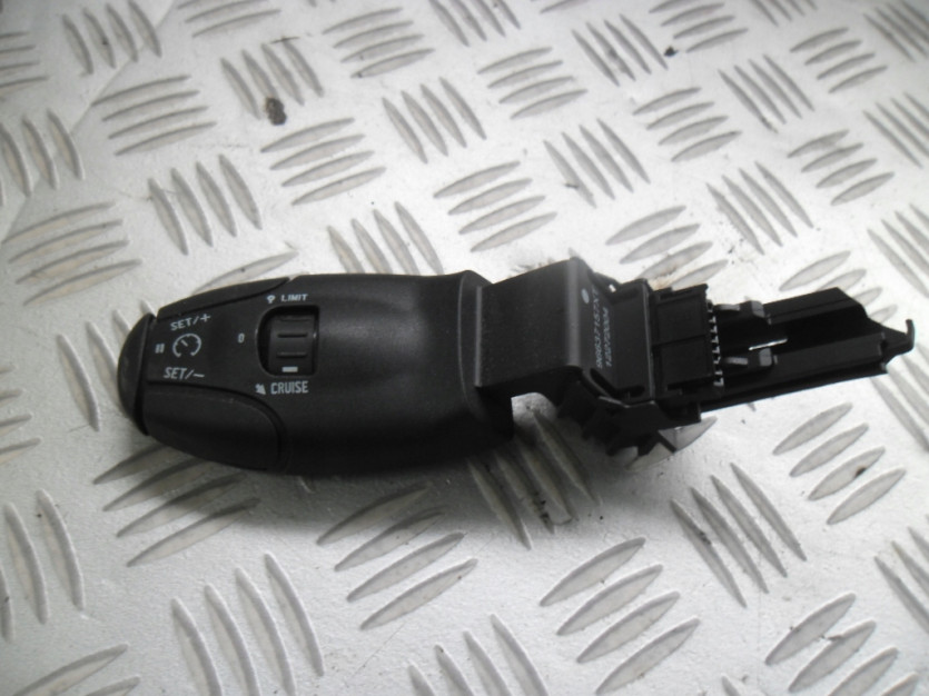 PEUGEOT 208 LIFT MANETKA TEMPOMATU 96637157XT