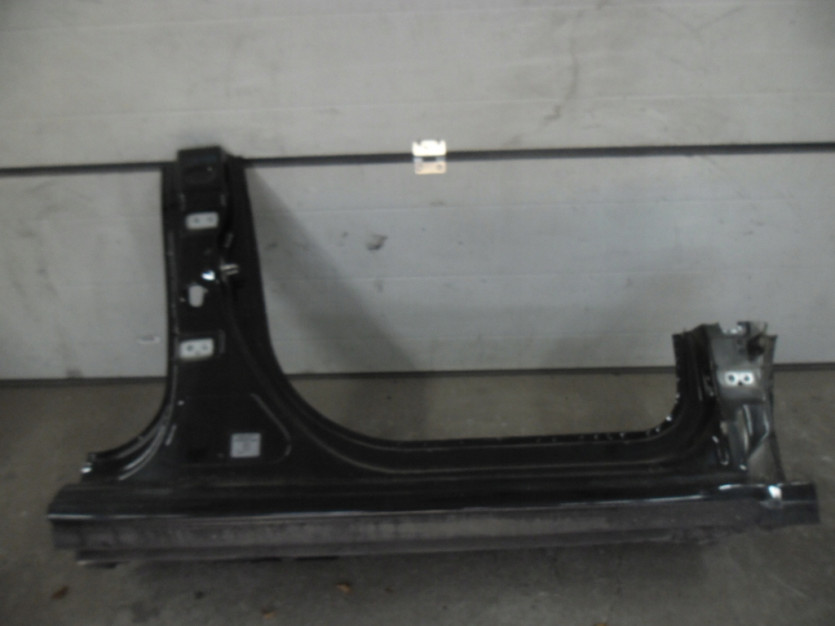 PEUGEOT 208 LIFT PROG PRAWY SLUPEK 5 DRZWI
