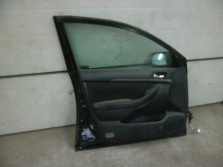 TOYOTA AVENSIS T25 II DRZWI LEWE PRZOD PRZEDNIE