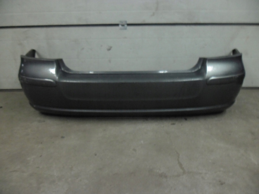 TOYOTA AVENSIS T25 II ZDERZAK TYL TYLNY