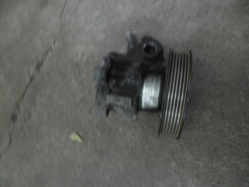 AUDI A4 B7 8E 2006 POMPA WSPOMAGANIA 8E0145155N