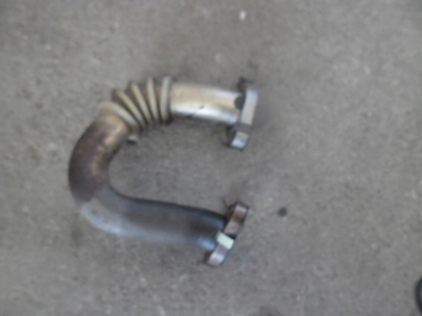VW GOLF VI 6 1.6 TDI PRZEWOD EGR RURA 03P131521E