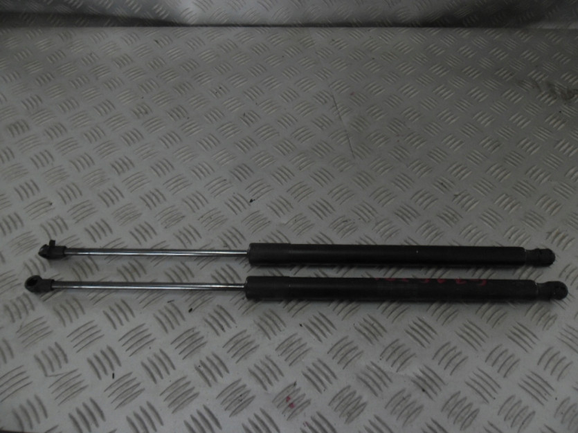 VW GOLF 7 VII 1.6 SILOWNIK AMORTYZATOR KLAPY TYL