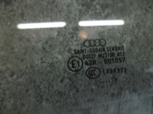 AUDI A4 B7 8E 2006 SZYBA DRZWI LEWA TYL TYLNA