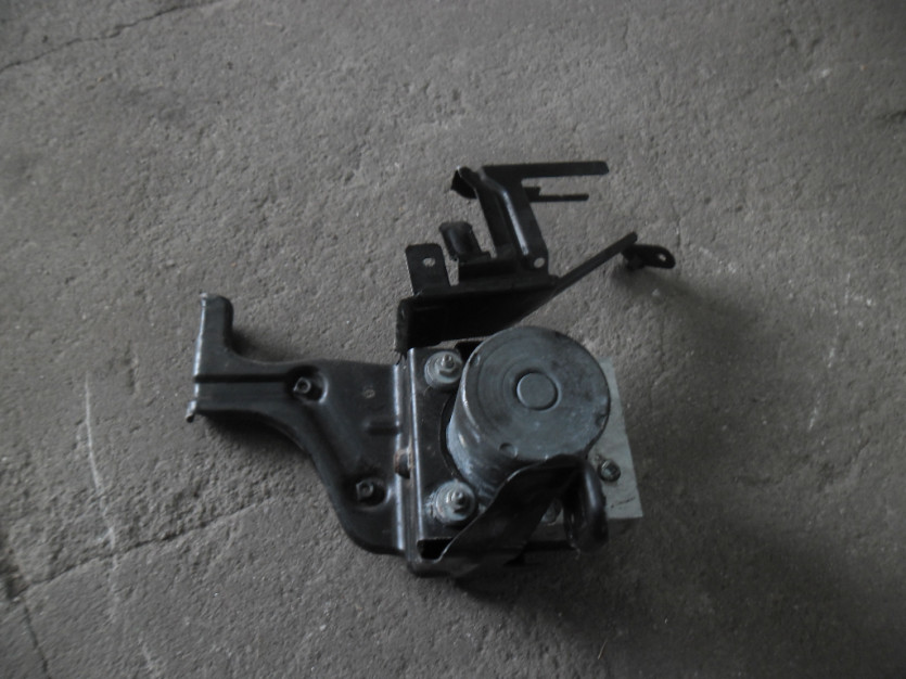 AUDI A4 B7 8E POMPA ABS HAMULCOWA 8E0614517BF