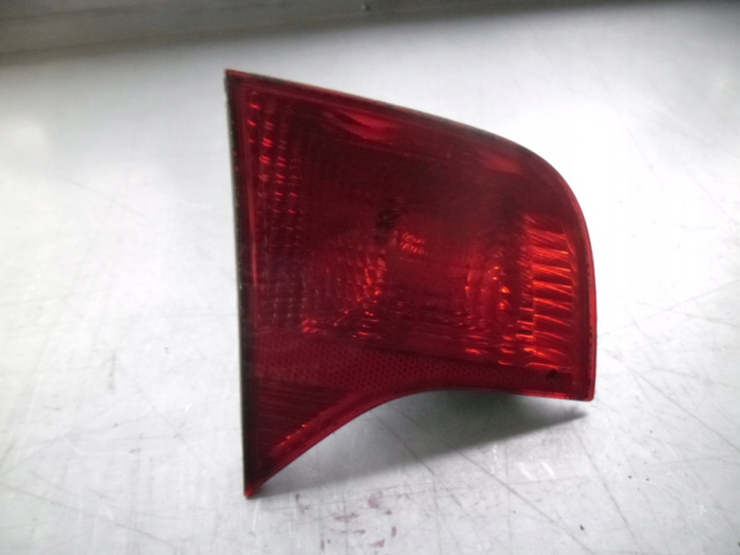 AUDI A4 B7 8E 2006 LAMPA LEWA TYL TYLNA SEDAN