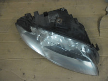 AUDI A4 B7 8E 2006 LAMPA PRAWA PRZOD PRZEDNIA ANG