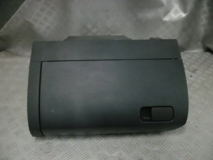 VW POLO 6R SCHOWEK DESKI 6R1857097R