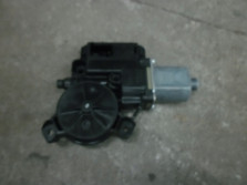 VW POLO 6R SILNIK SZYBY PRAWY PRZOD 6R0959802AD