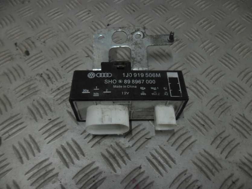 VW POLO 6R MODUL STEROWNIK WENTYLATOROW 1J0919506M