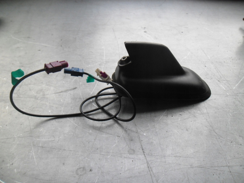 VW POLO 6R ANTENA GPS 6R0035501C