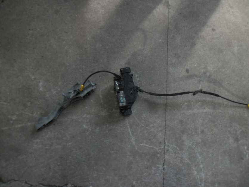 PEUGEOT 207 LIFT ZAMEK DRZWI LEWY TYL TYLNY