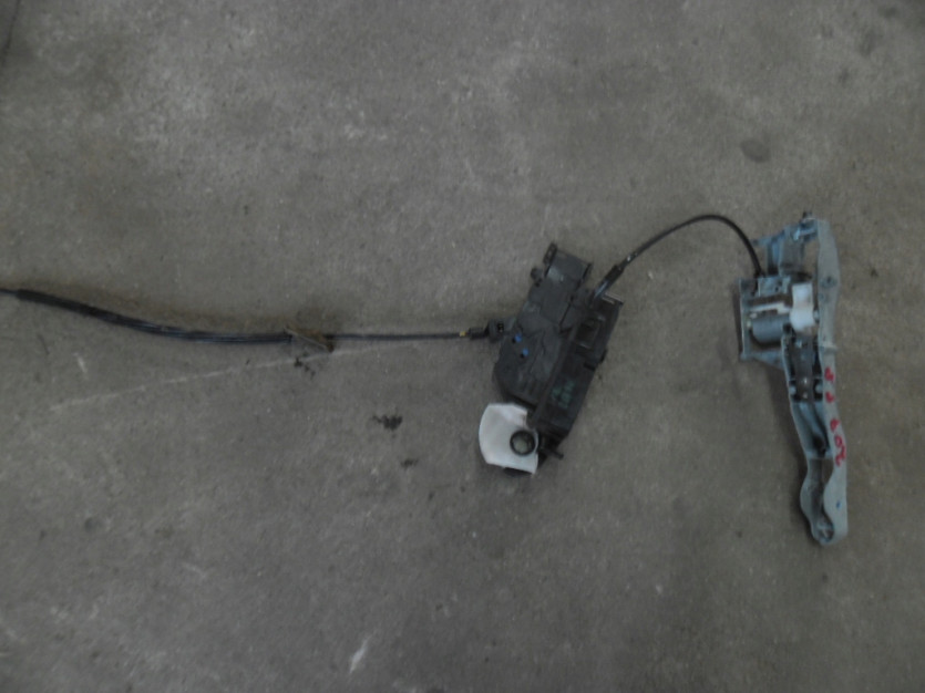 PEUGEOT 207 LIFT ZAMEK DRZWI PRAWY PRZOD PRZEDNI